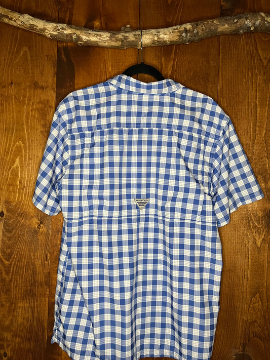 Columbia short sleeve button up - M