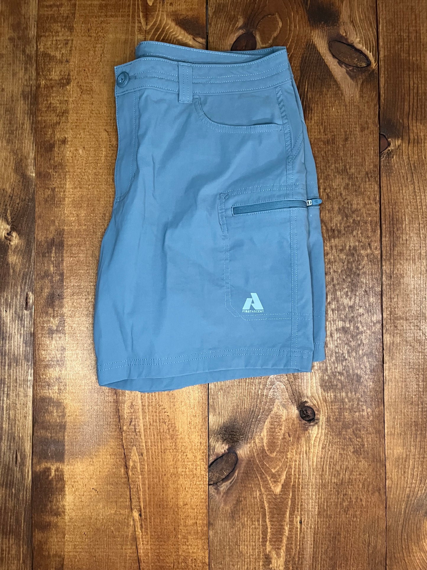 Eddie Bauer First Ascent hiking shorts - 14