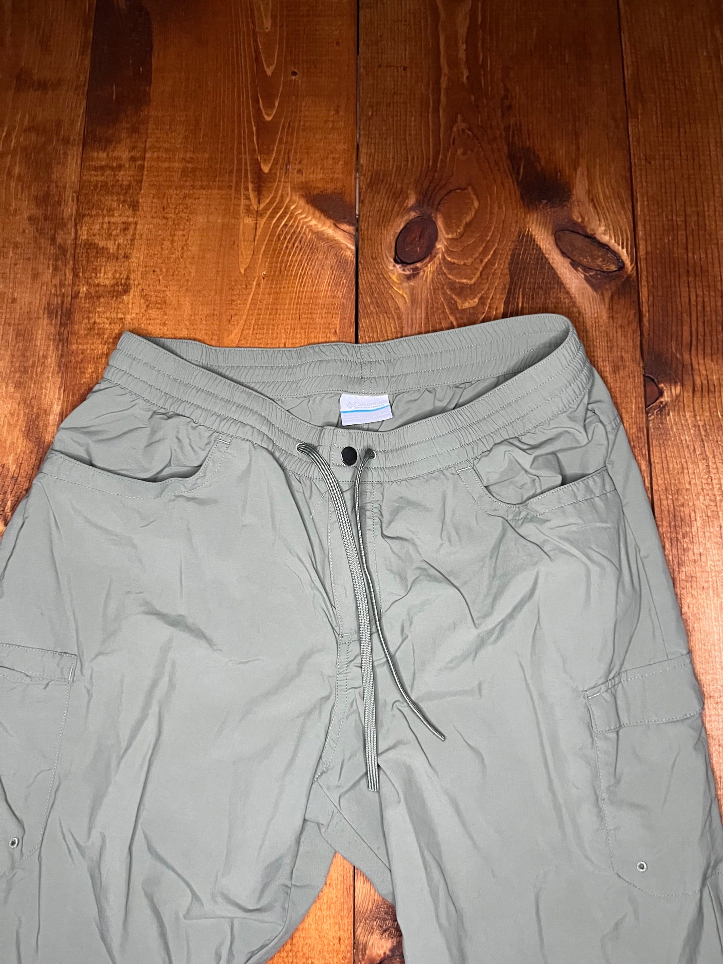 Columbia hiking pants - L
