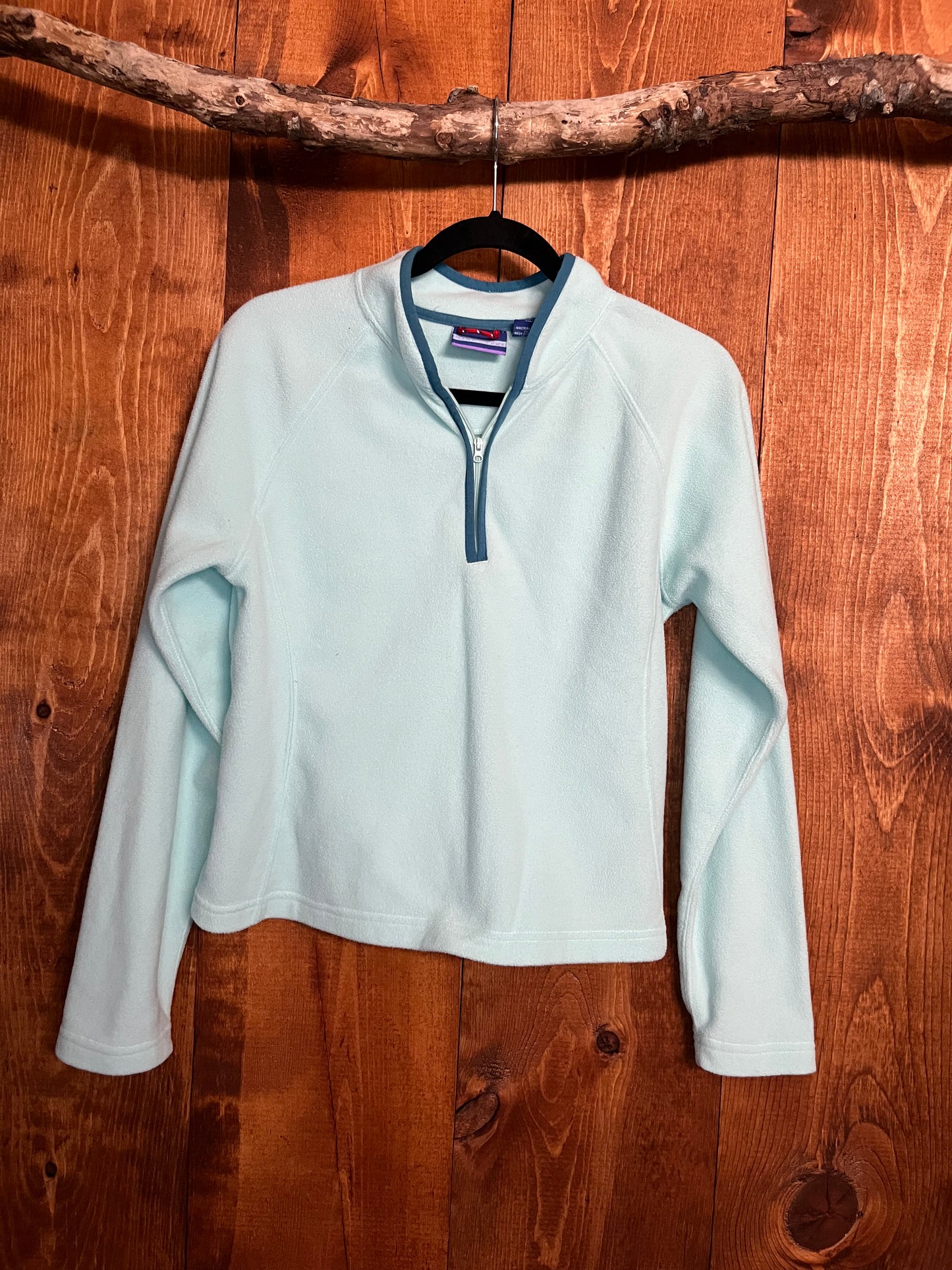 Nina Capri fleece pull over - M