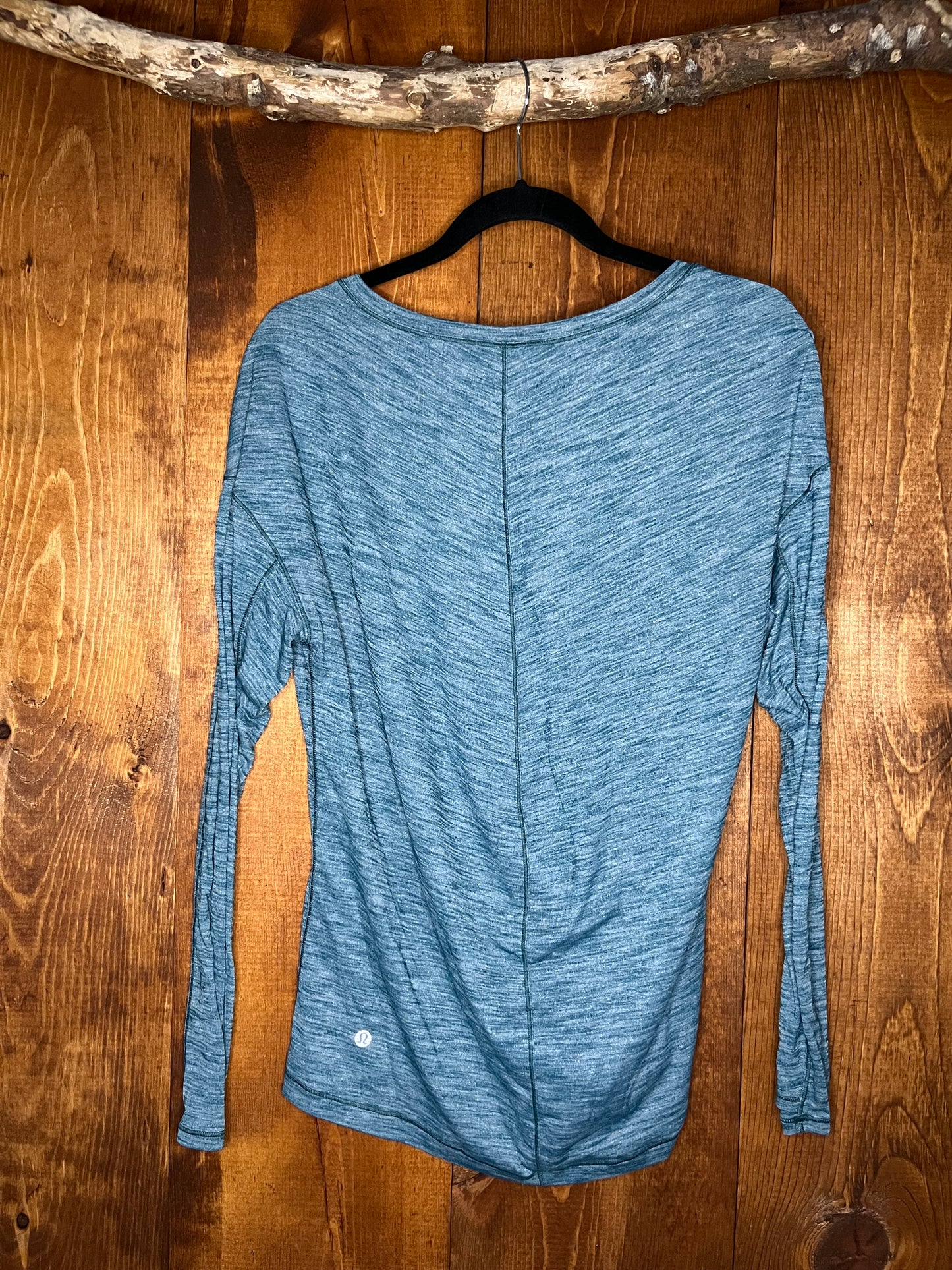 Lululemon long sleeve - L