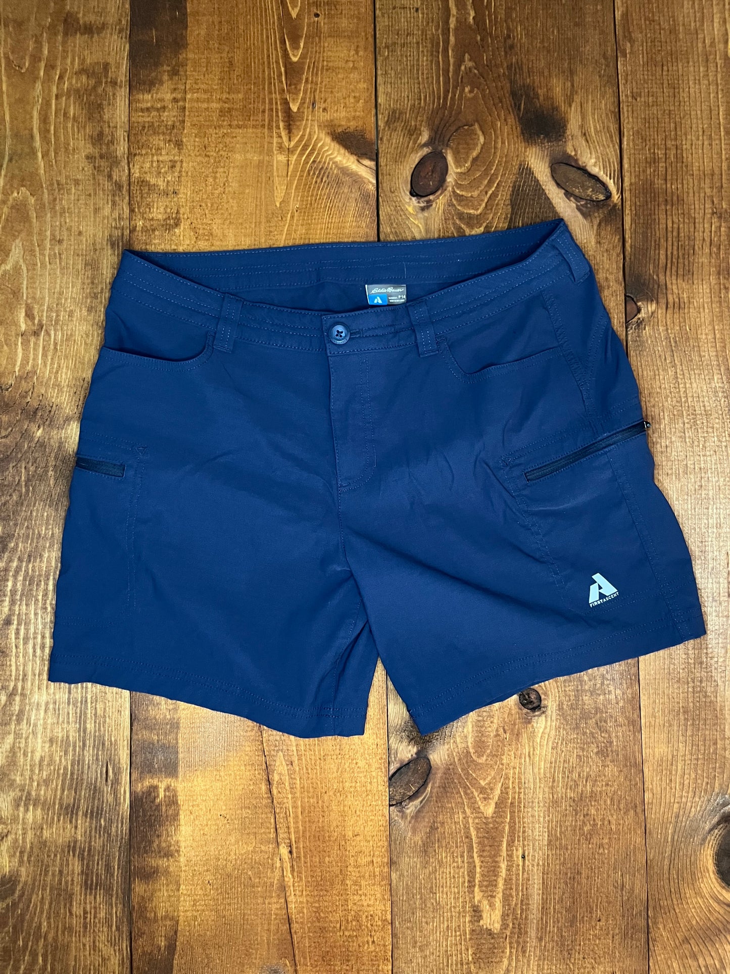Eddie Bauer First Ascent hiking shorts - 14