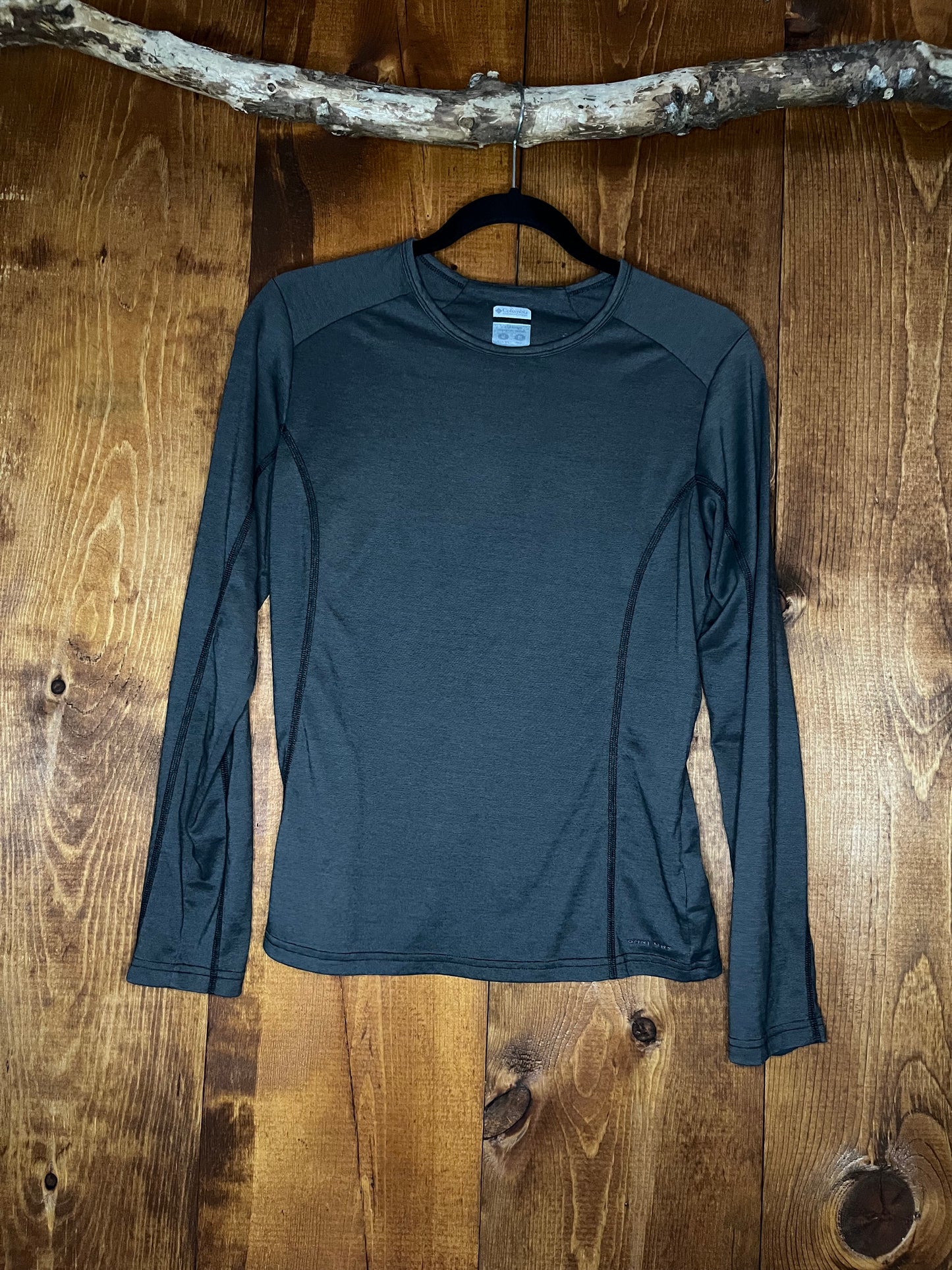 Columbia long sleeve - M